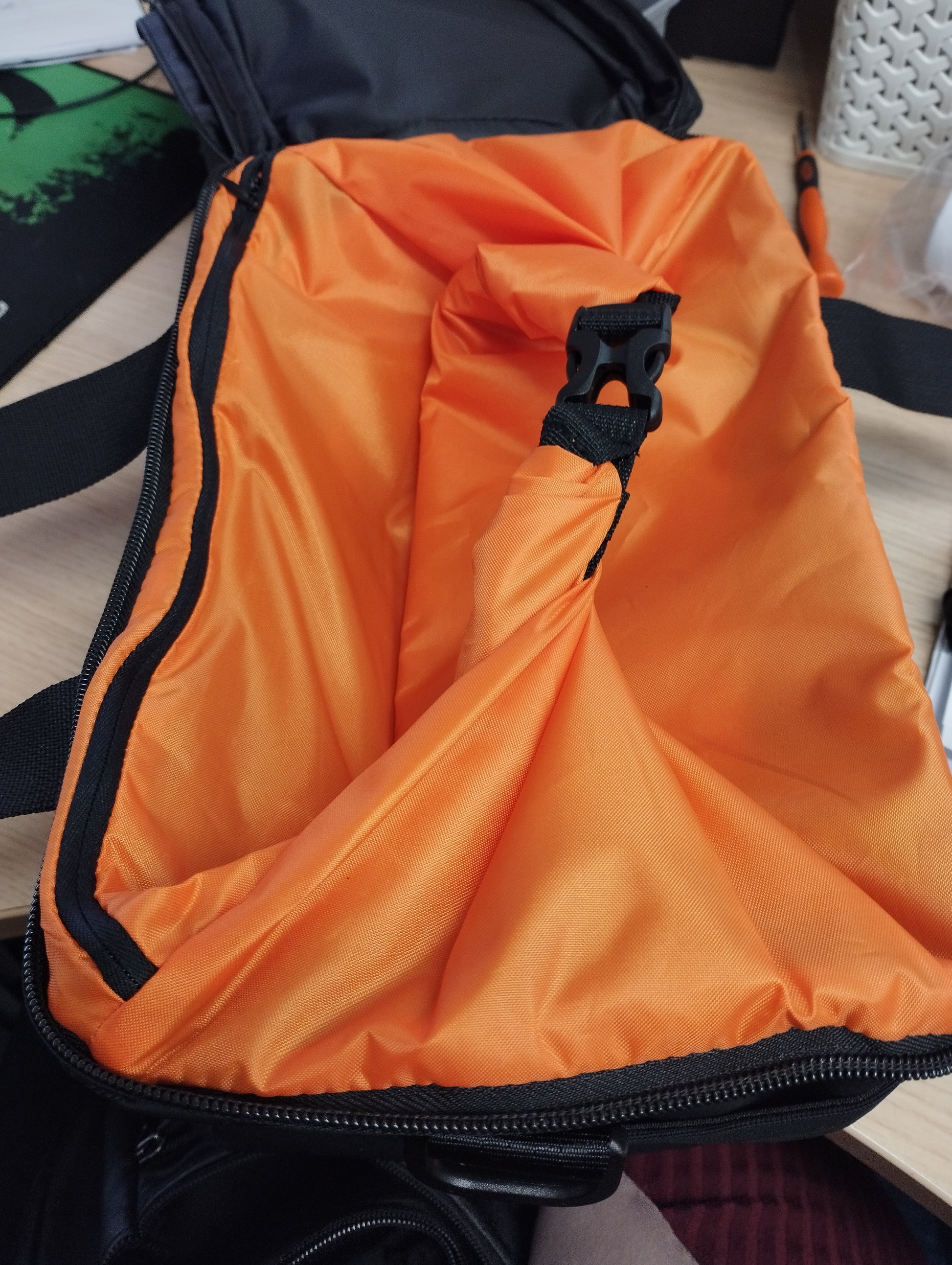 Basil Miles Tarpaulin - trunkbag MIK - 7 liter - black/orange