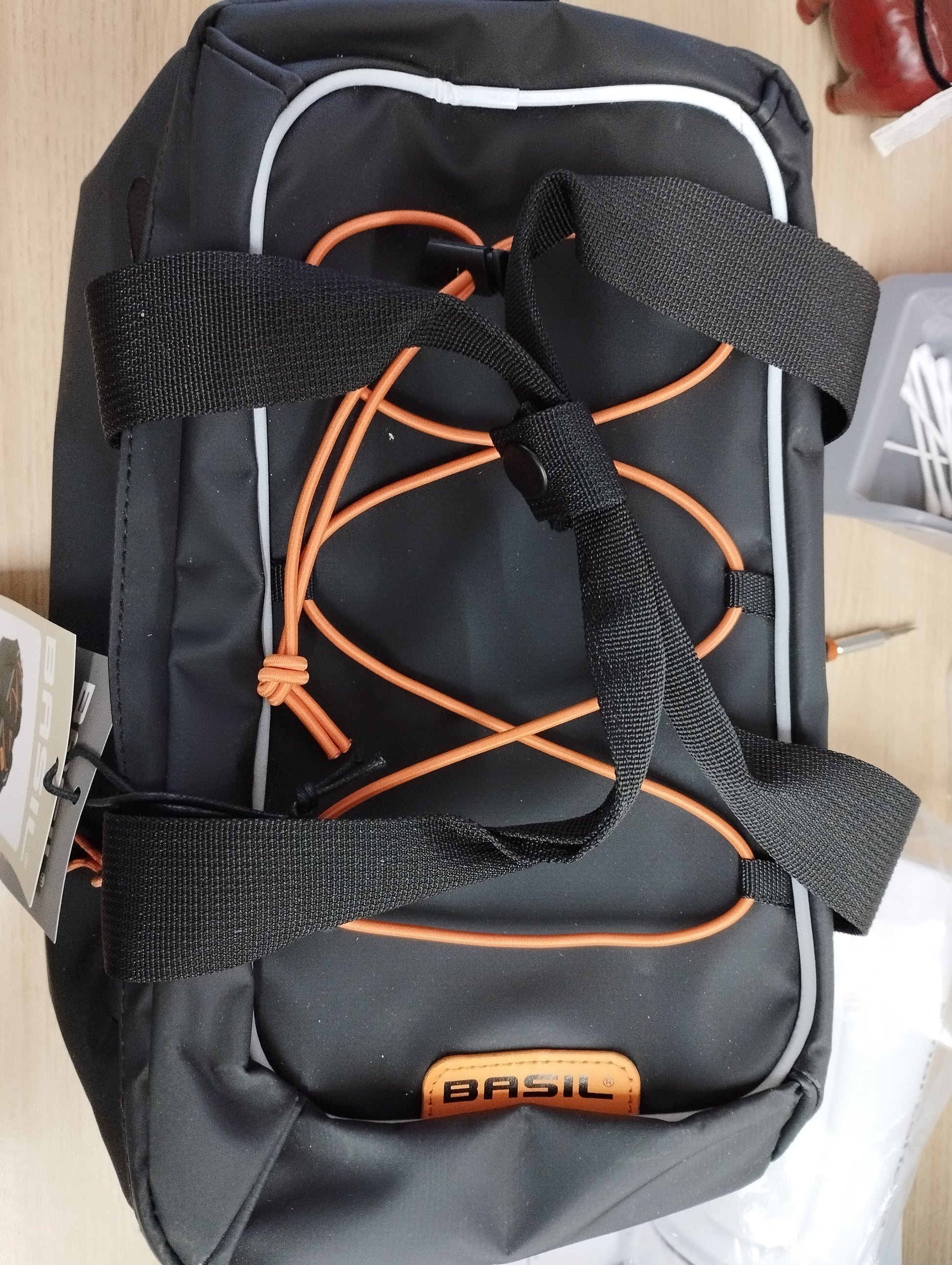 Basil Miles Tarpaulin - trunkbag MIK - 7 liter - black/orange