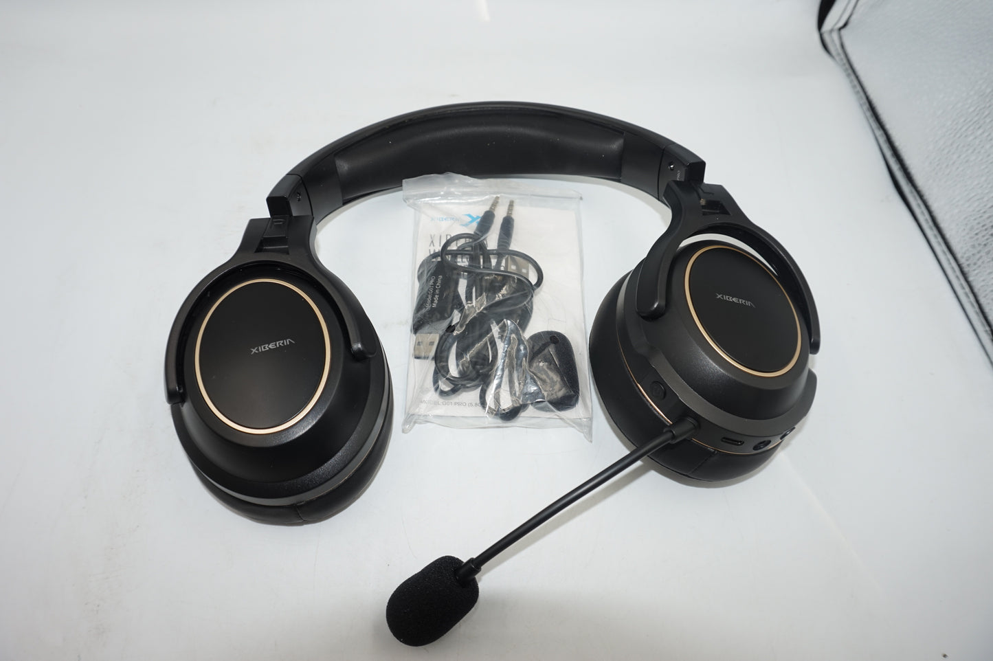 Xiberia Wireless gaming headset Model G01Pro