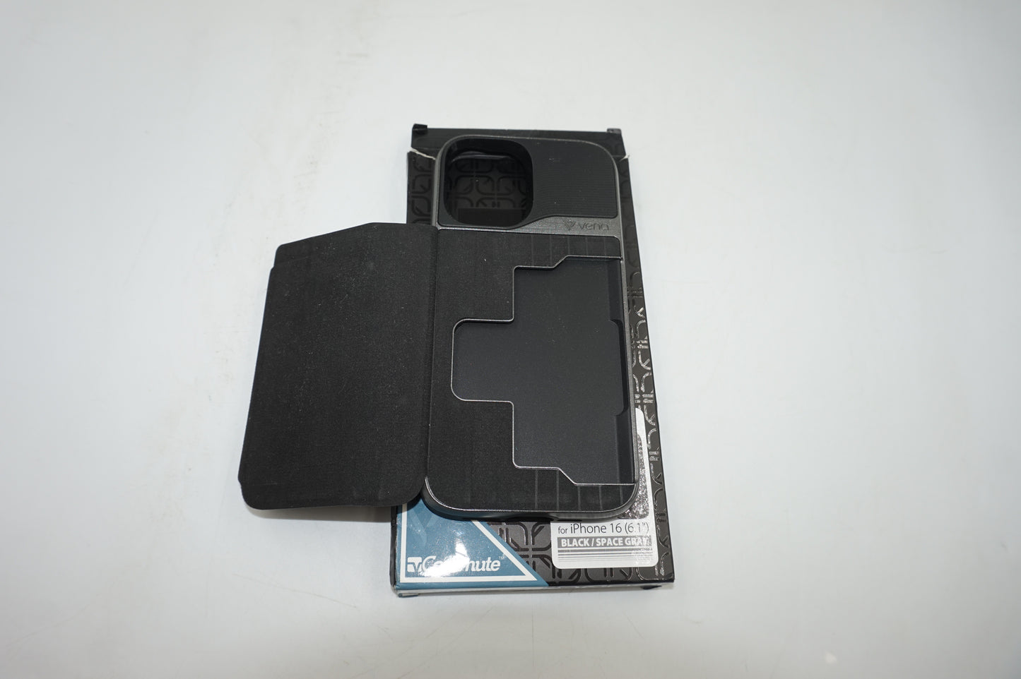 vena commute iPhone 16 phone cover with card holder