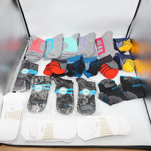 Job lot of ~96 pairs of various socks