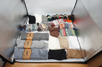 Job lot of ~96 pairs of various socks