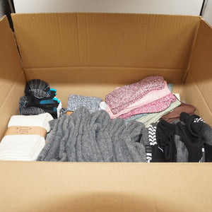 Job lot of ~96 pairs of various socks