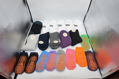 Job lot of ~98 pairs of various socks