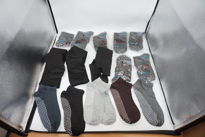 Job lot of ~98 pairs of various socks