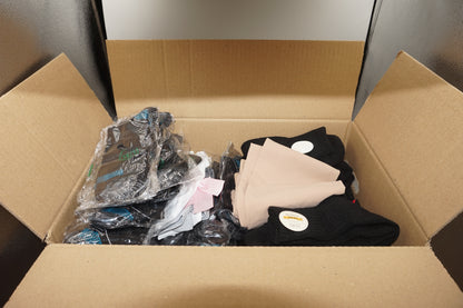 Job lot of ~98 pairs of various socks