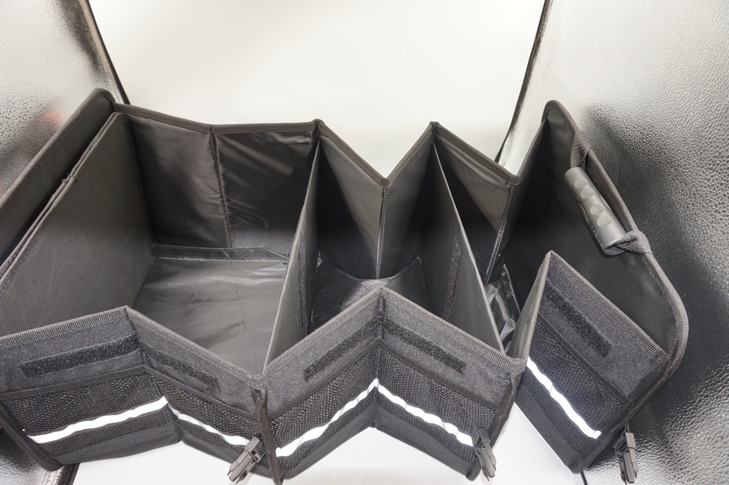 Einesin large foldable car boot organiser with cooler bag