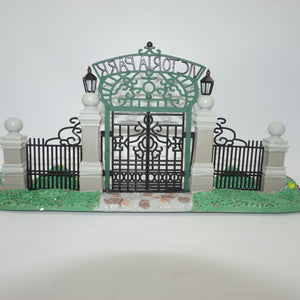 Lemax village collection table accent Victoria park gateway 83372