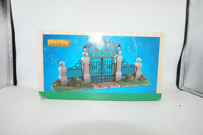 Lemax village collection table accent Victoria park gateway 83372