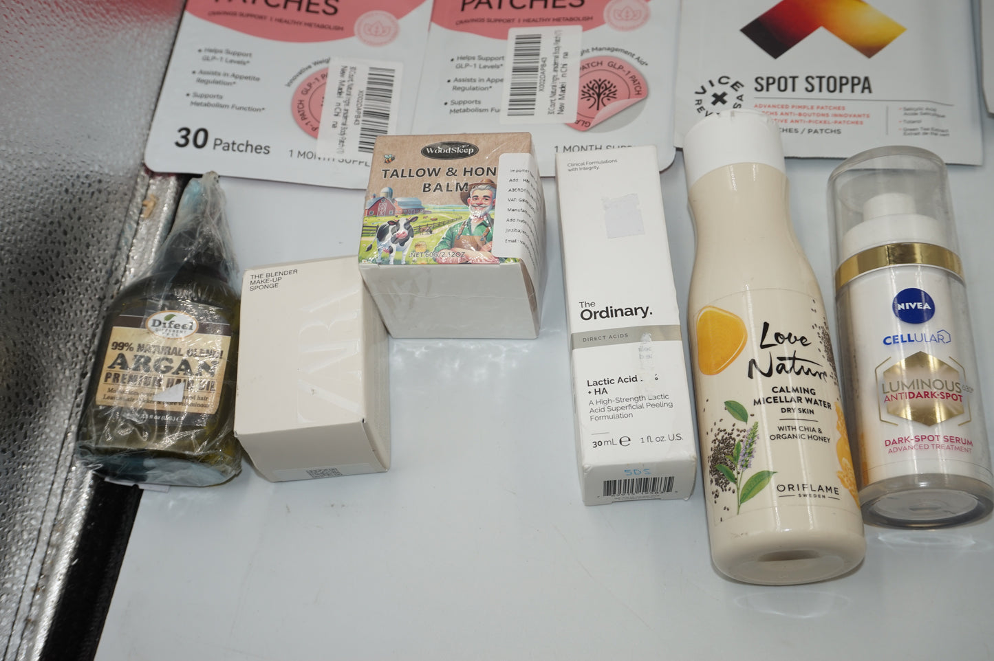 Job lot of ~26 various beauty products