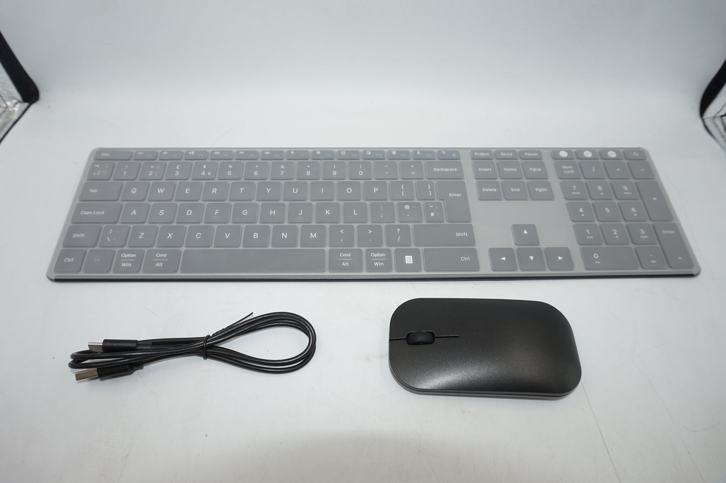 Seenda sleek series multi-device wireless keyboard mouse combo
