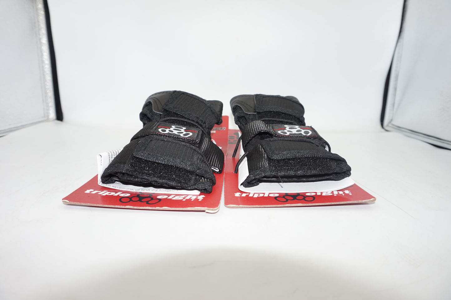 pair of Triple 8 wristsaver wrist guards size M