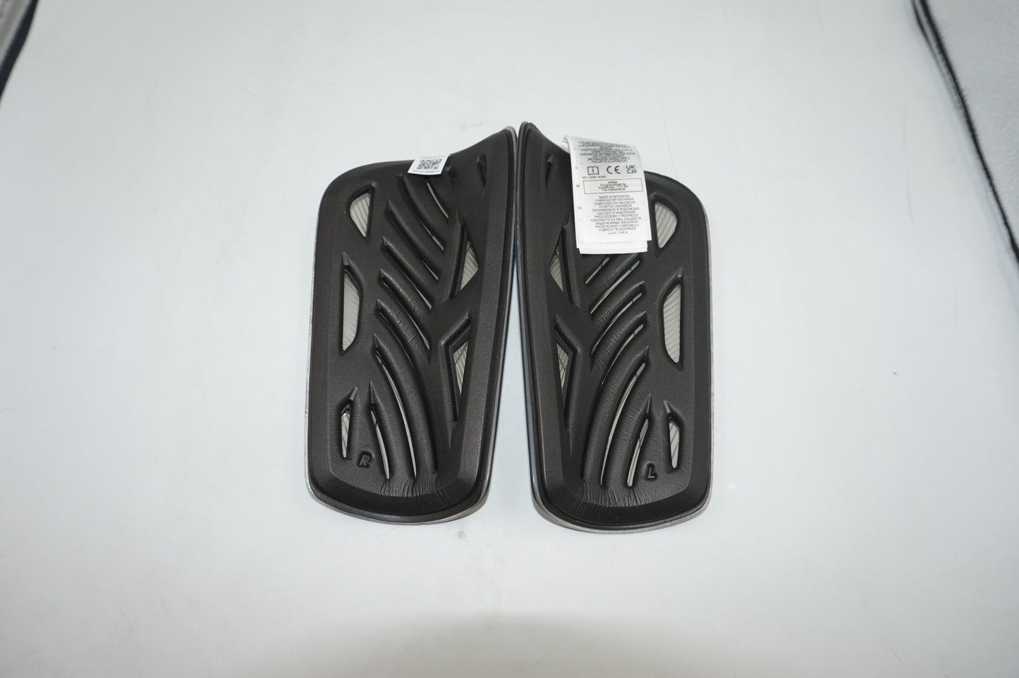 Adidas Football Tiro league shin guards size XL