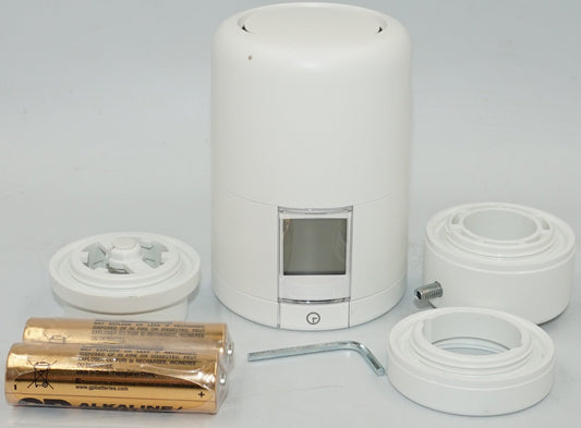 Hive UK7004240 White Smart thermostatic radiator valve head.