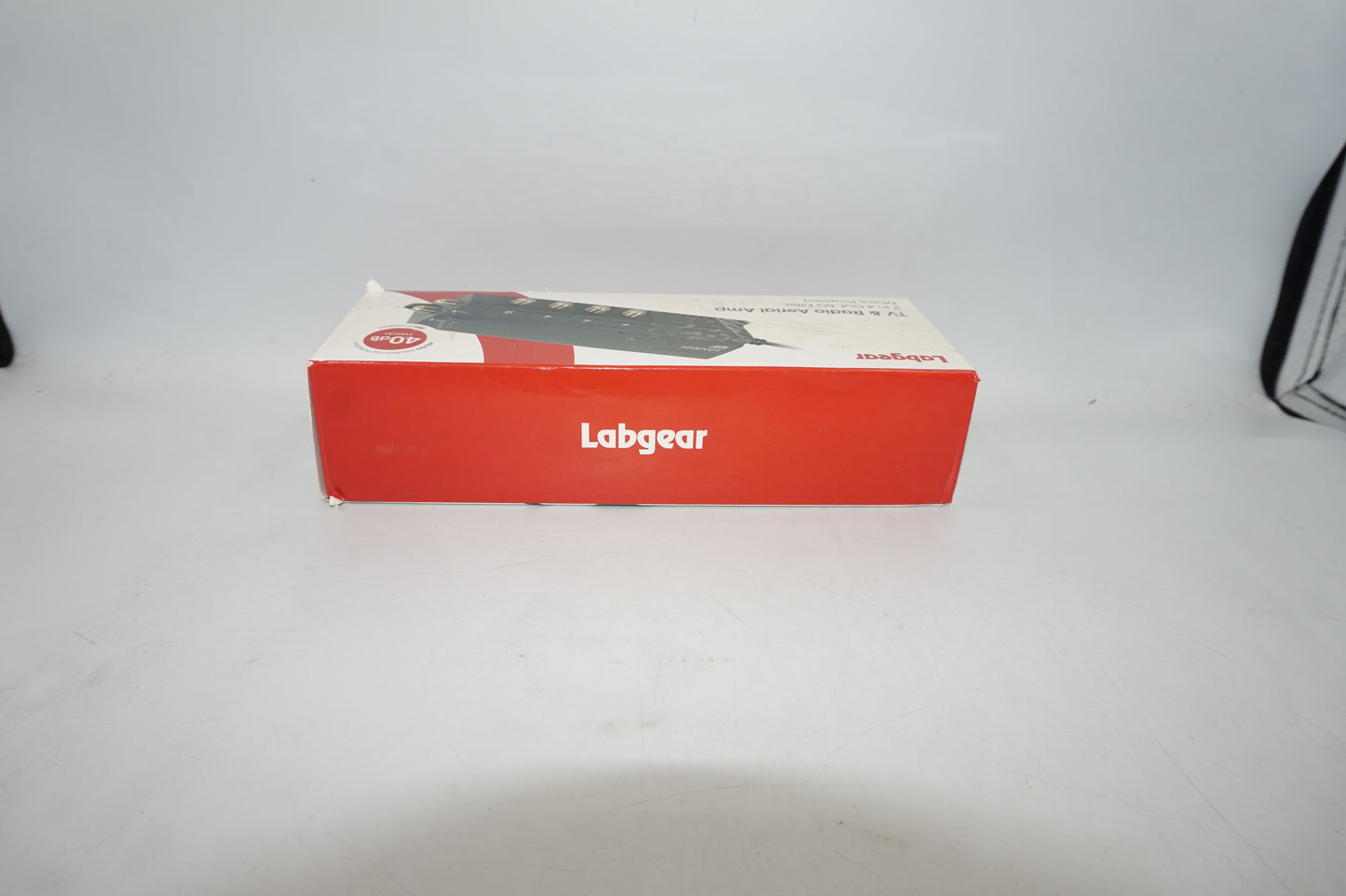 Labgear TV and Radio aerial amp 2 in 4 out, 5G filter, mains powered LDA204K