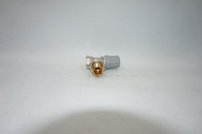 Danfuss RA-FN 15 1/2" vertical angled valve