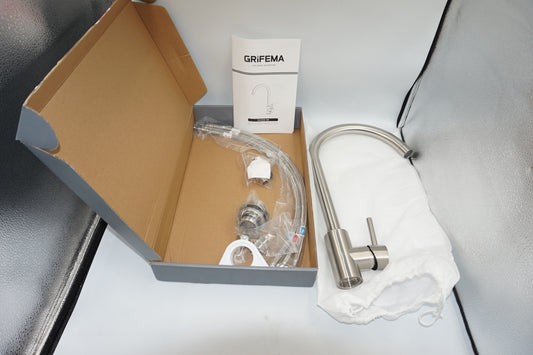 Grifema kitchen tap model G4008-98