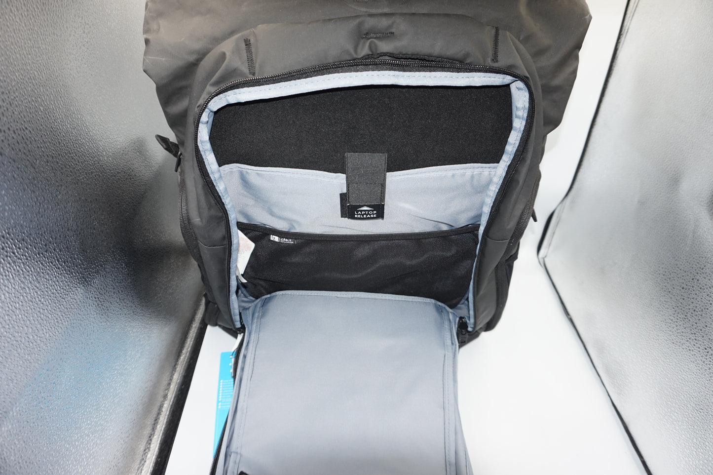 Rip curl F-light ultimate lightweight 40L travel bag
