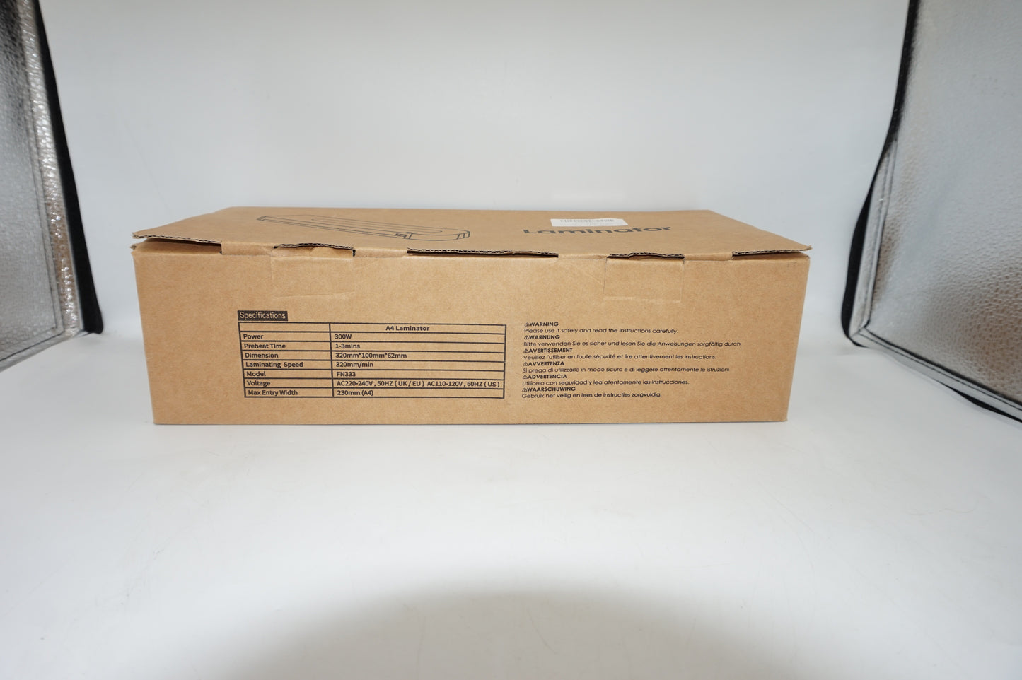 Unbranded A4 laminator model FN333 32X10X6.2cm
