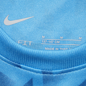 Nike Dri-fit Football shirt #23 Wade kids enfant size M 137-147CM