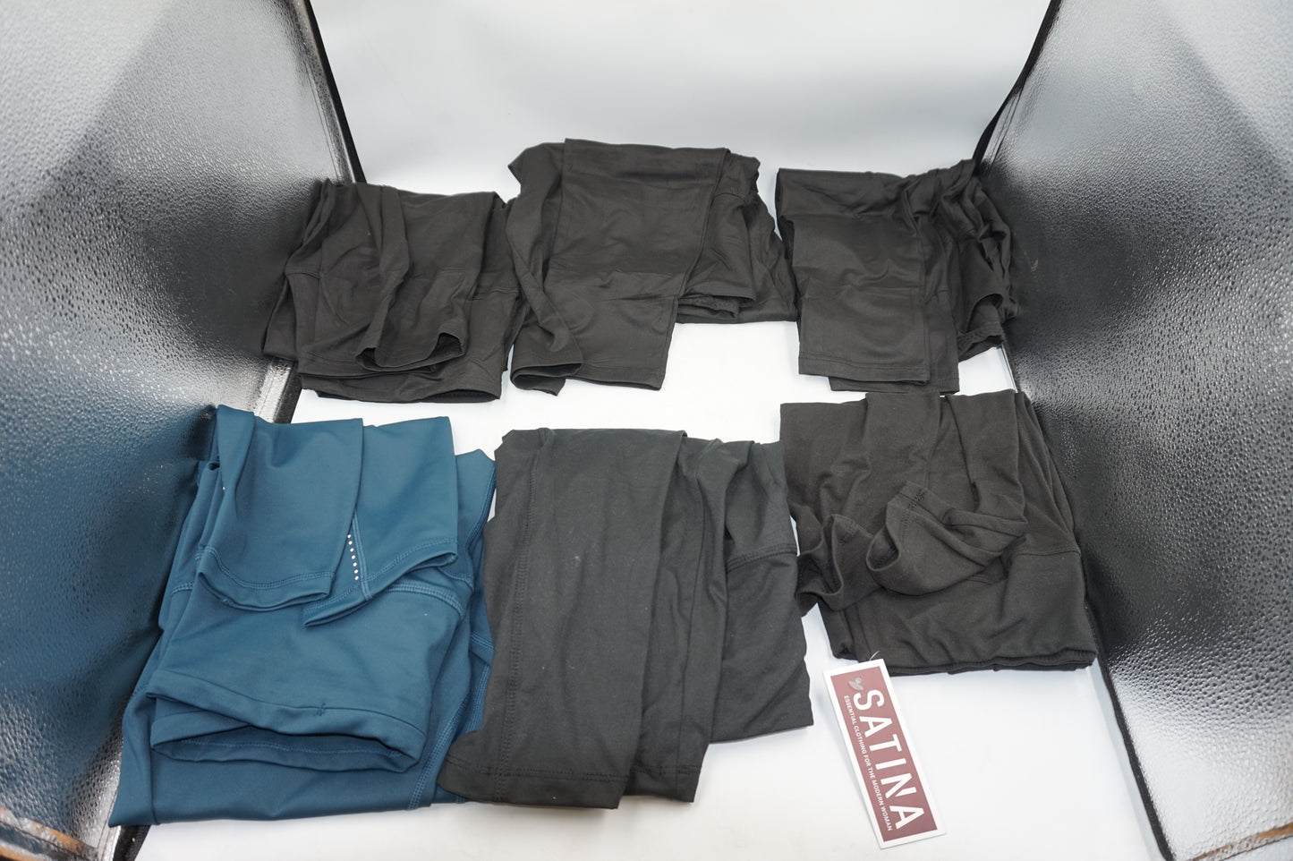 Job lot of 38 of various leggings