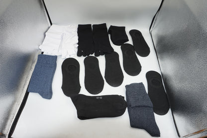 Job lot of ~97 various pairs of socks