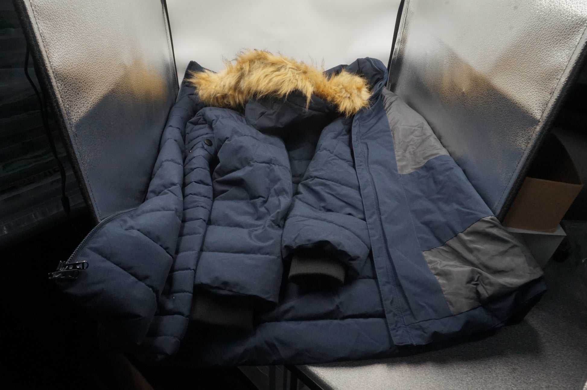 Wantdo women's winter coat warm puffer jacket with faux fur hood size XL