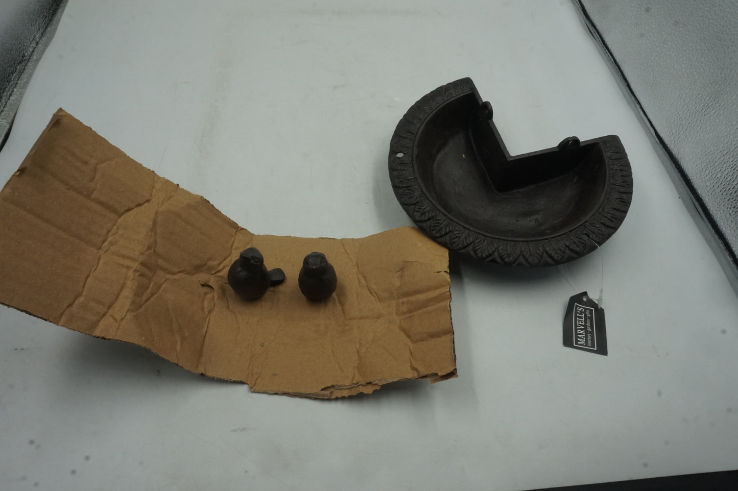 marvell's wall corner bird feeder AJS034