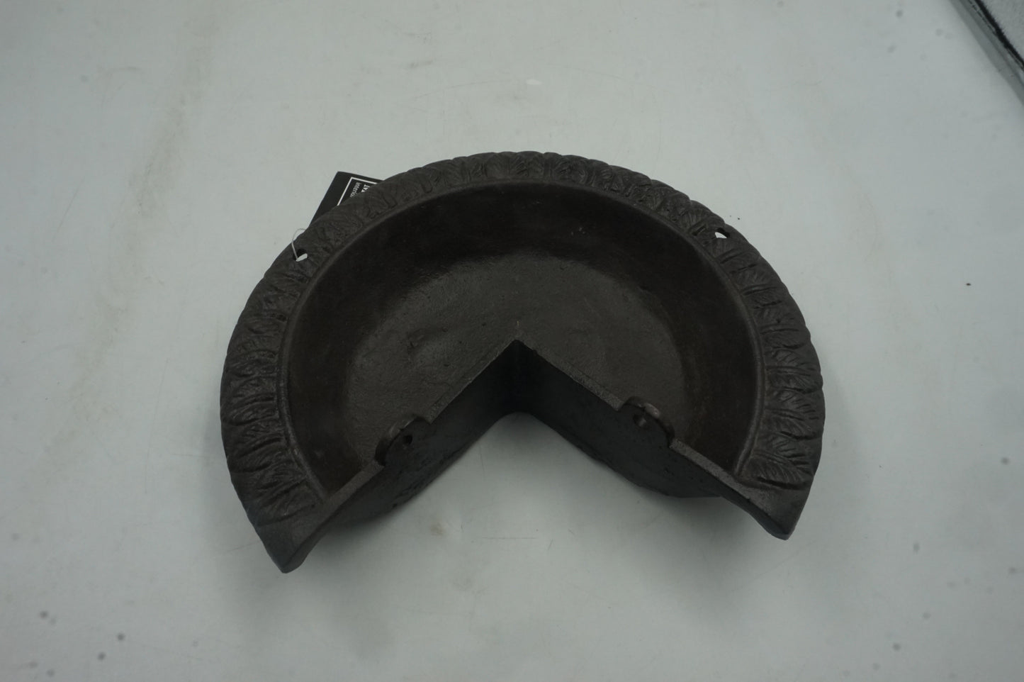 marvell's wall corner bird feeder AJS034