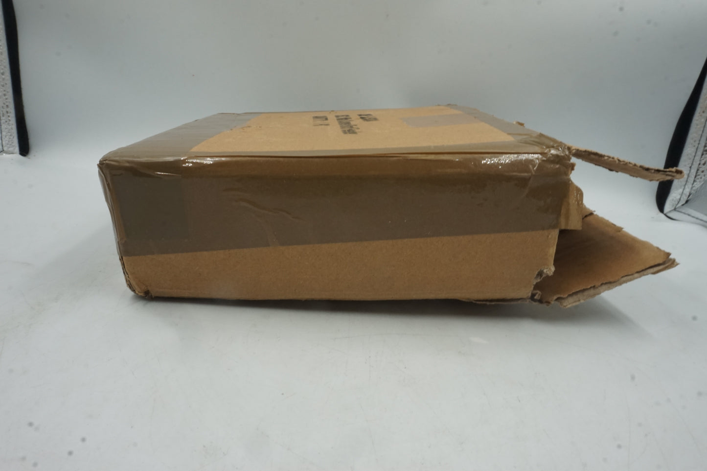 marvell's wall corner bird feeder AJS034