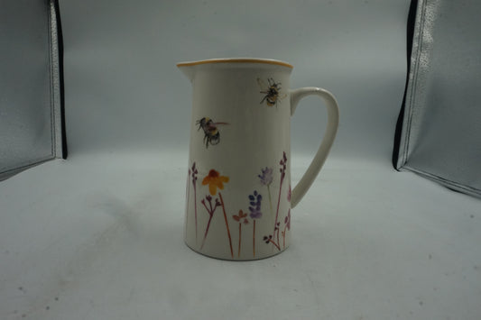 the Leonardo collection busy bees fine china jug