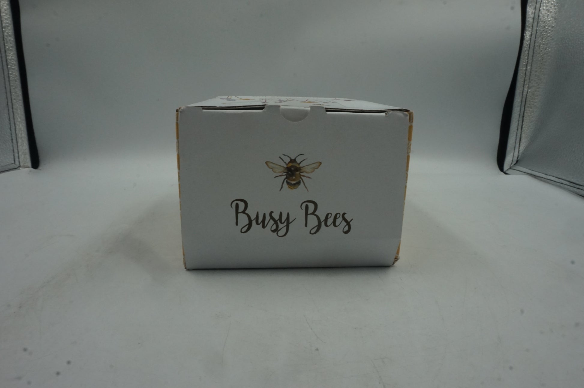 the Leonardo collection busy bees fine china jug