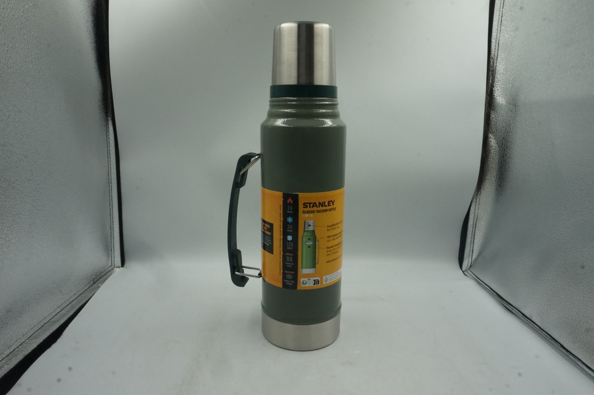 Stanley Classic Legendary 1L bottle 24 hours hot and cold stainless steel