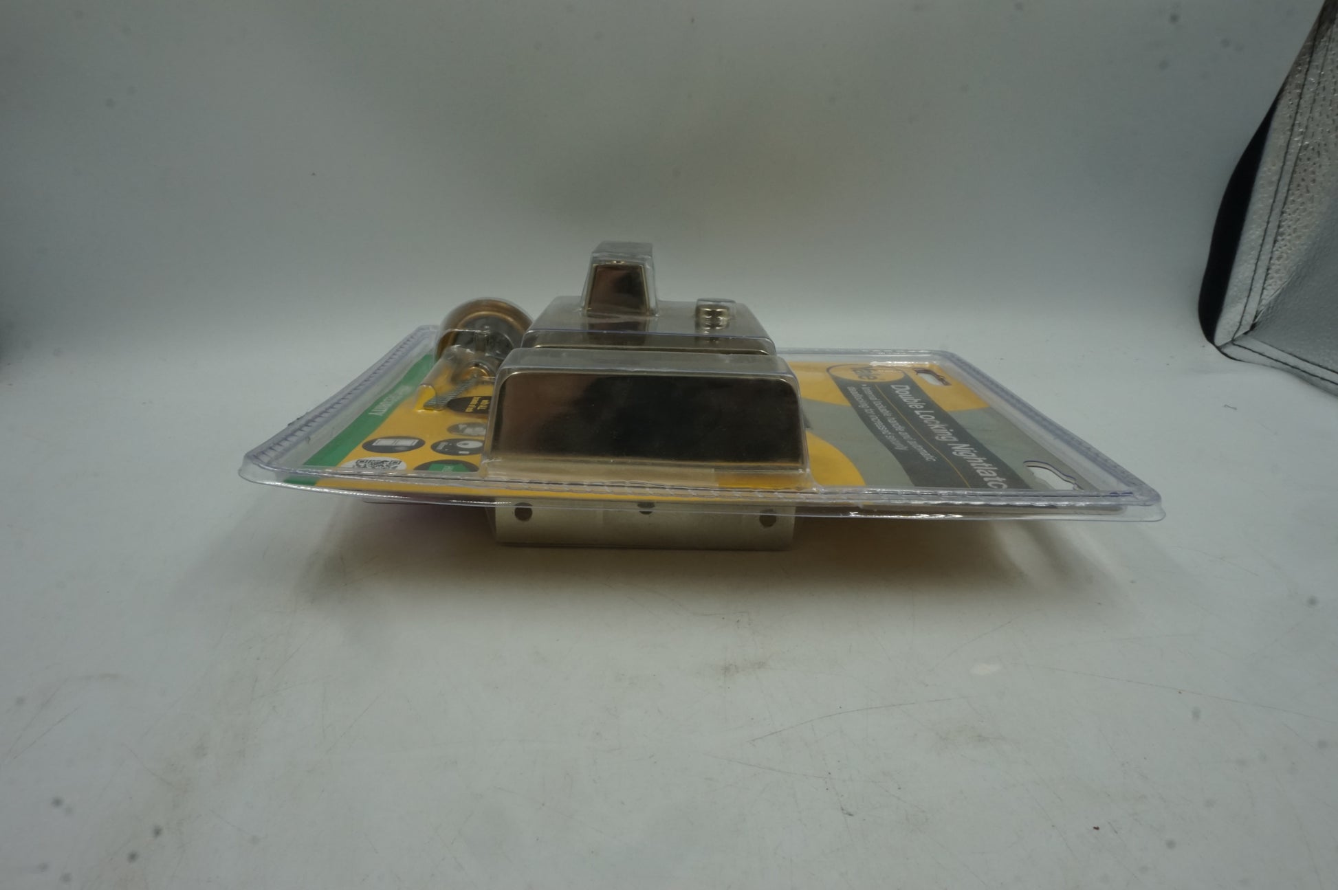 yale double locking 60mm nightlatch P1-BLX-PB-60