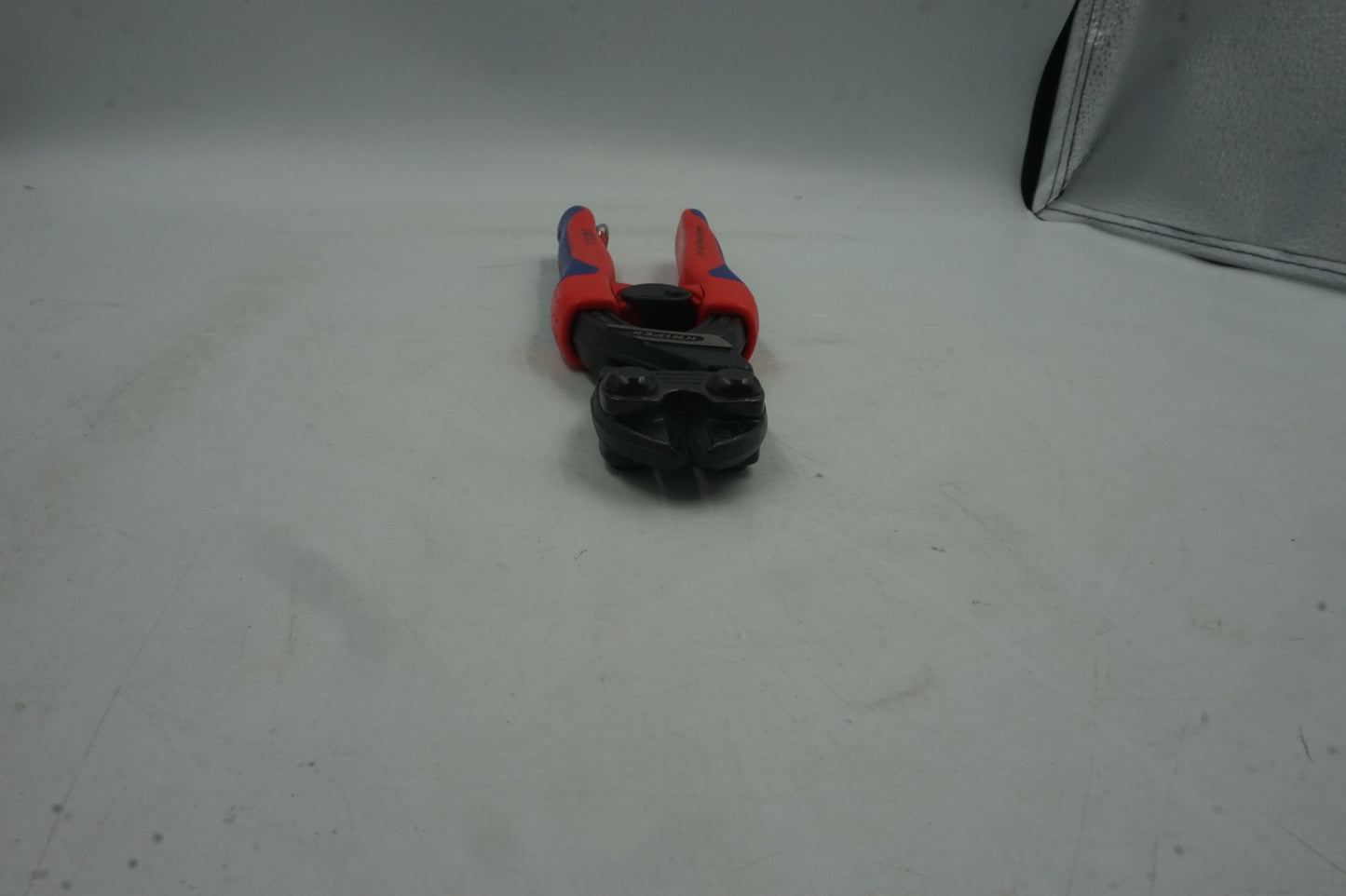 Knipex 200mm compact bolt cutter 71 32 200 T