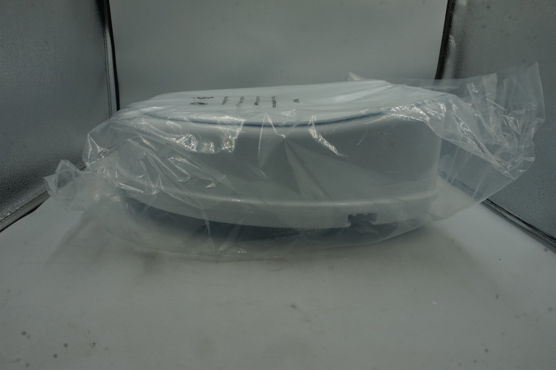 mobiclinic titan 10CM raised toilet seat with lid