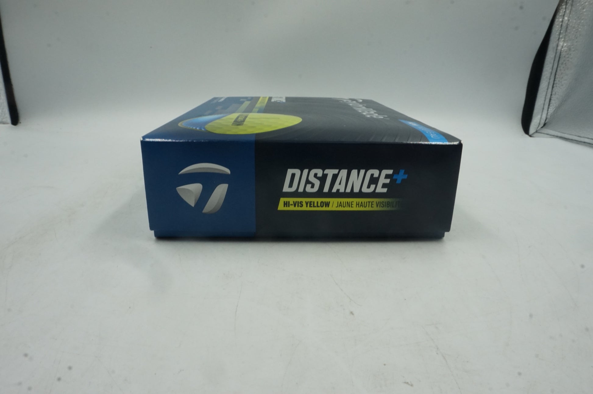 pack of 4 TaylorMade 12 golf balls distance plus Hi-Vis yellow