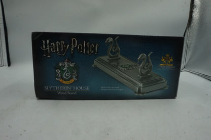 the noble collection harry pooter 8" die cast metal Slytherin house wand stand