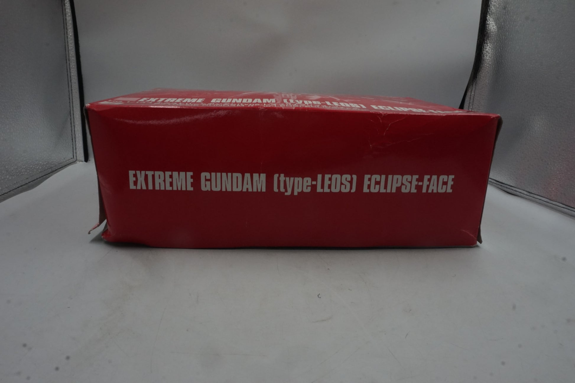BANDAI HG 1/144 extreme Gundam (Type-LEOS) eclipse-face model kit