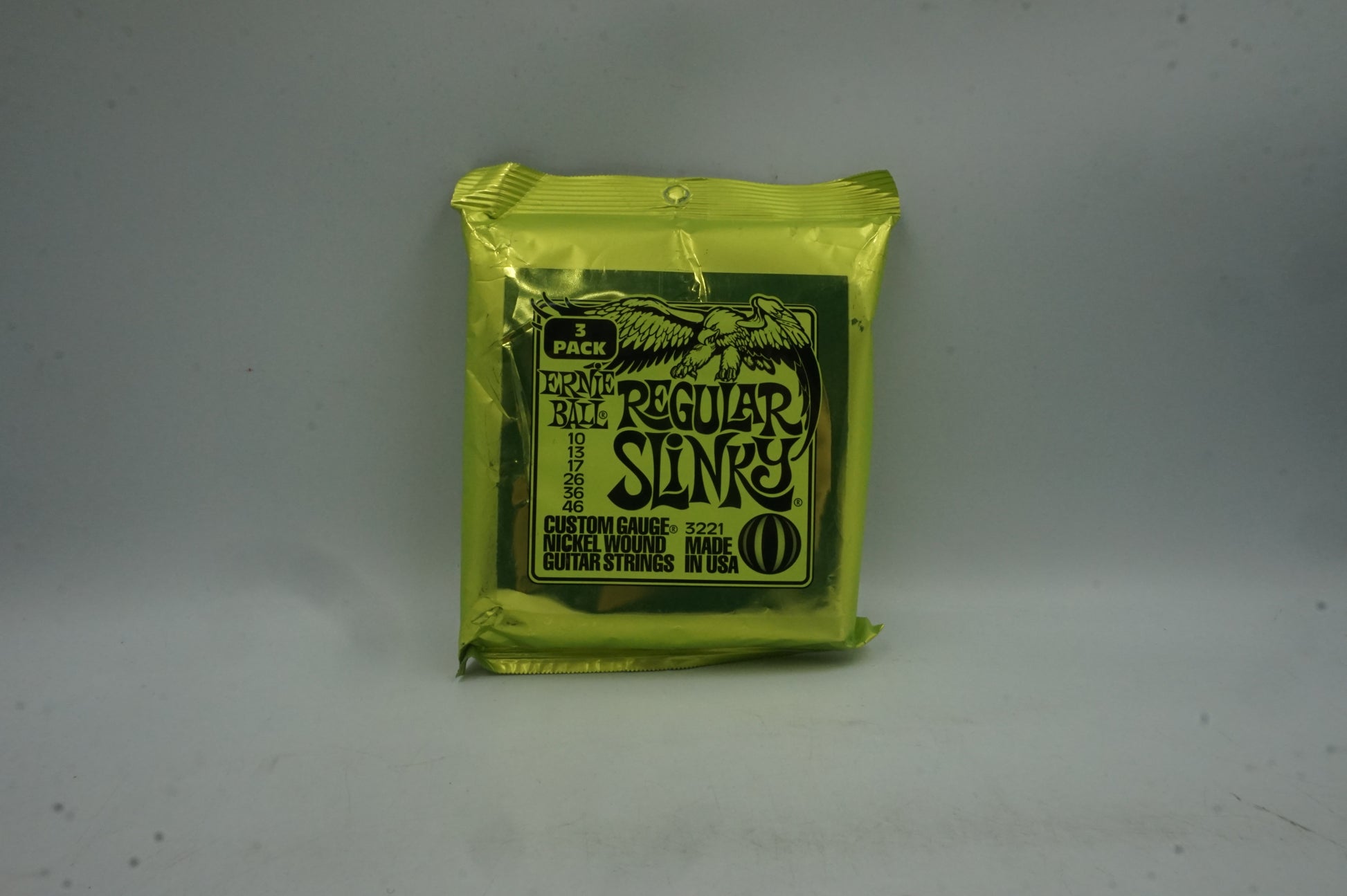 Ernie Ball Regular Slinky Nickel Wound Electric Guitar Strings 3 Pack - 10-46 Gauge 3PACK