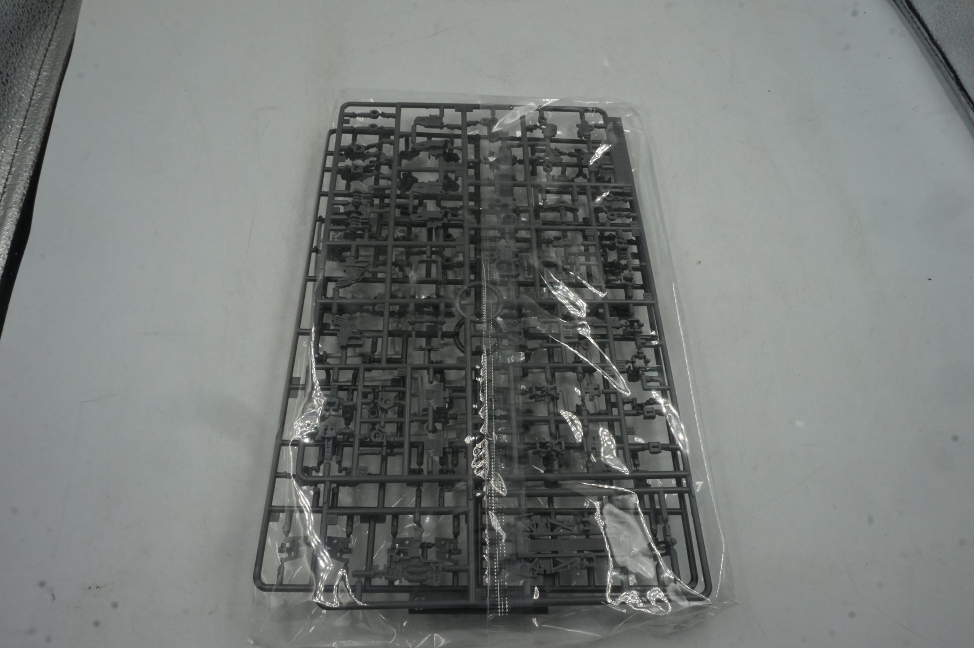 Bandai Namco RG 1/144 the Gundam base limited RX-78-2 Gundam Ver.2.0 model