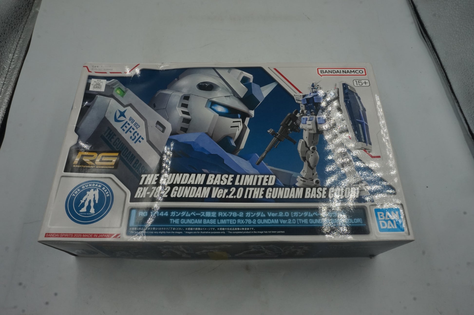 Bandai Namco RG 1/144 the Gundam base limited RX-78-2 Gundam Ver.2.0 model