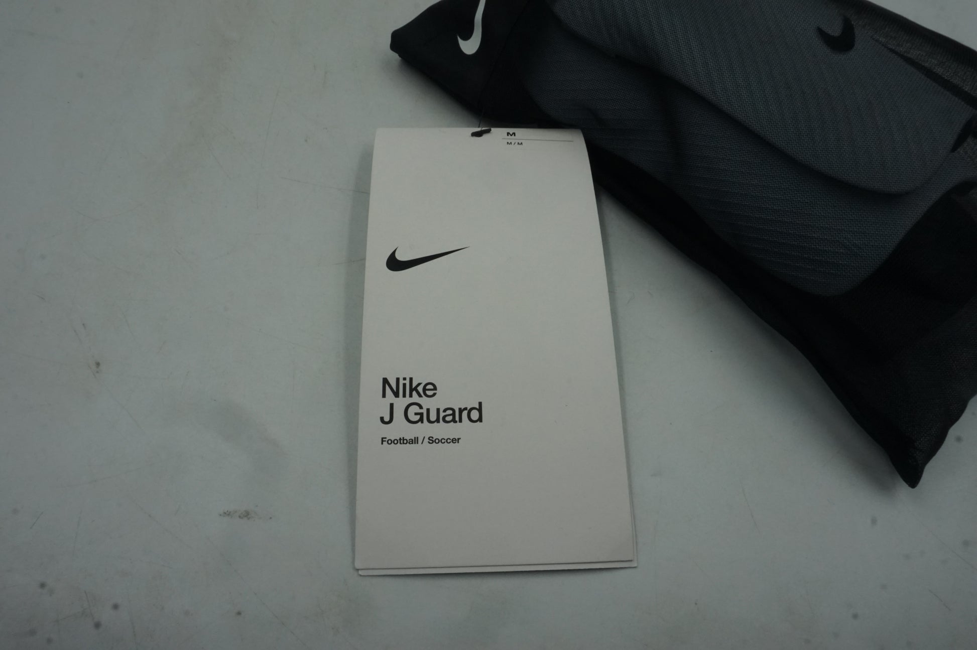 Nike football nike J shin guard size M