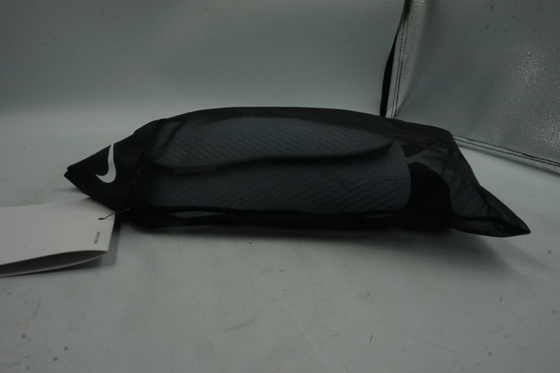 Nike football nike J shin guard size M