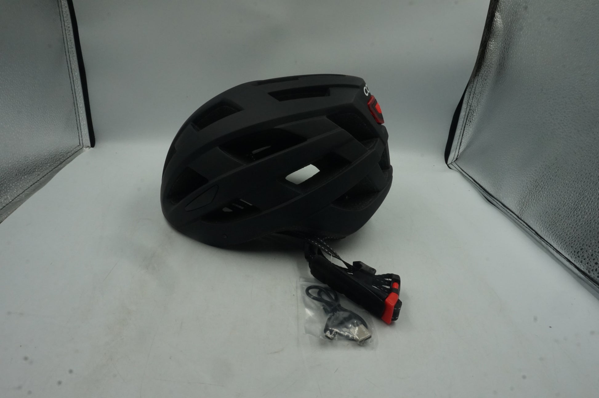 Coozi bike helmet with USB researchable LED light size M