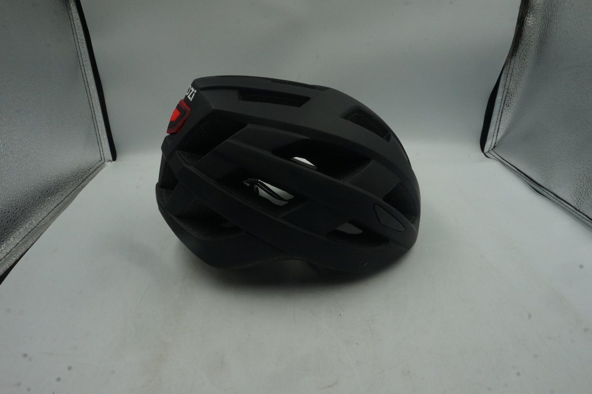 Coozi bike helmet with USB researchable LED light size M