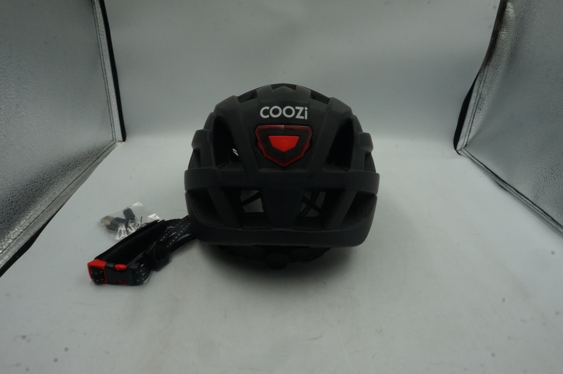 Coozi bike helmet with USB researchable LED light size M