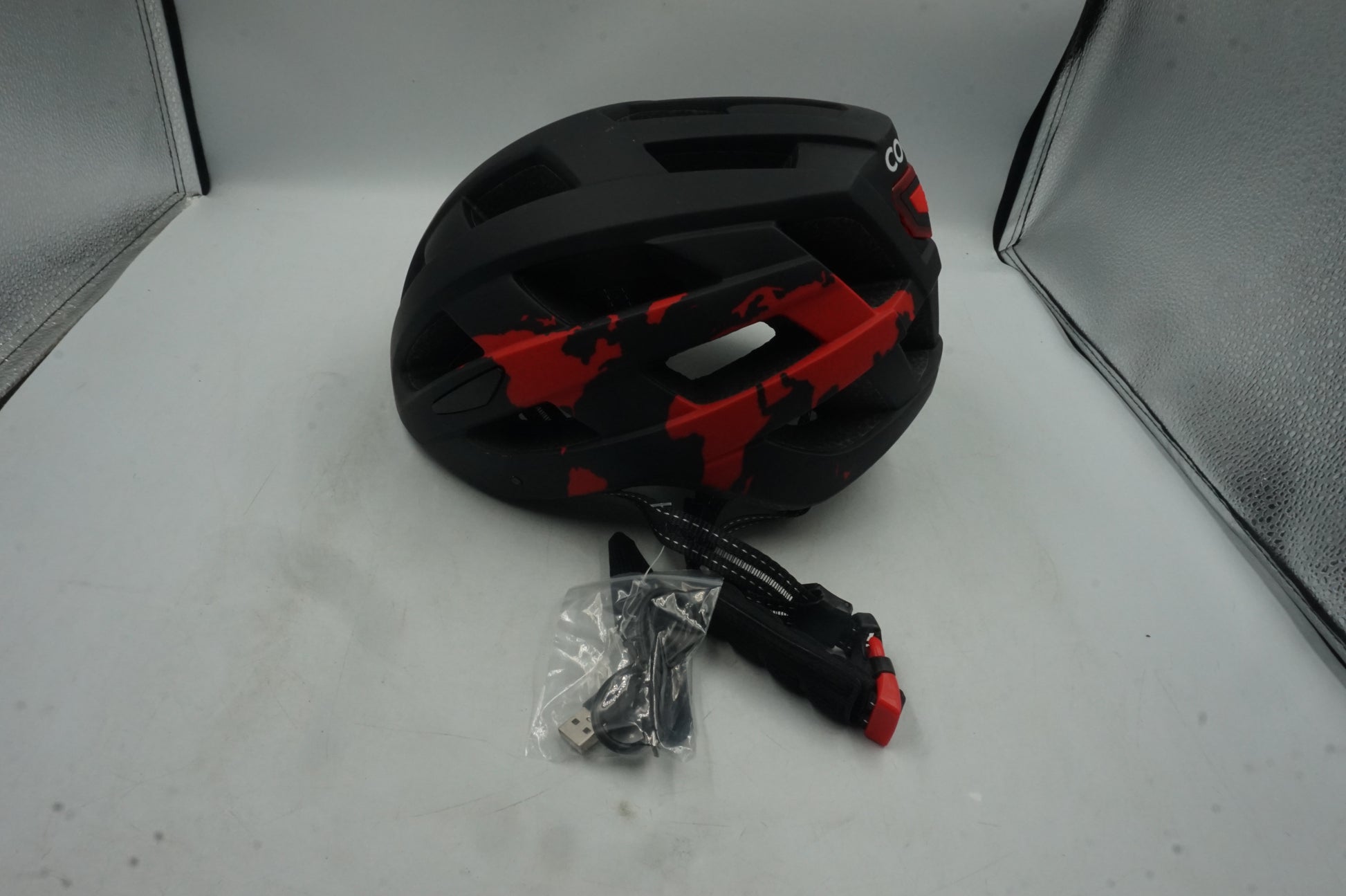 Coozi bike helmet with USB researchable LED light size M