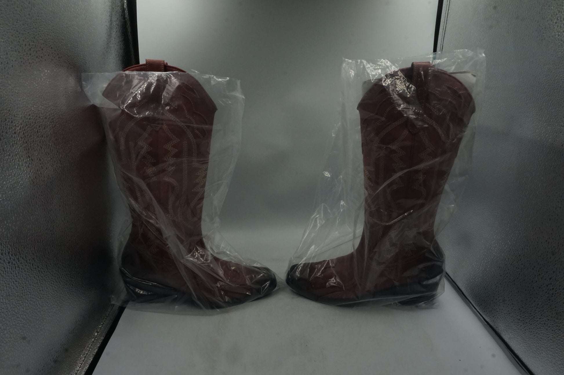 BDG Red Dallas Leather Boots size 4
