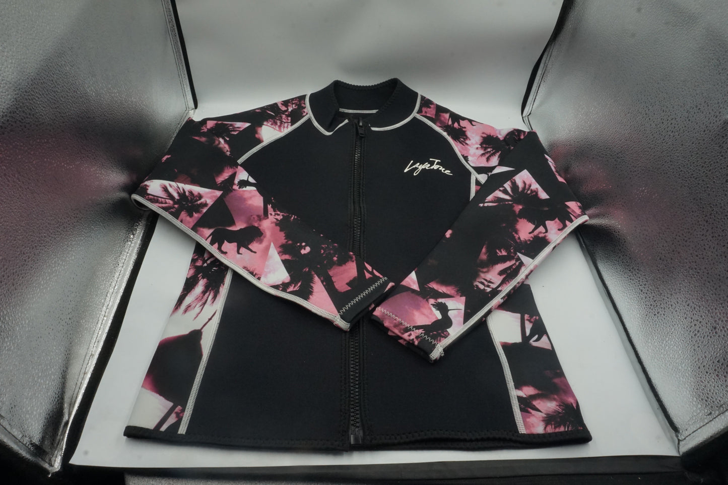 Layatone women's wetsuit jacket size M